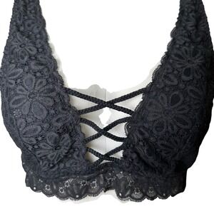 VICTORIAS SECRET Black Lace Floral Strappy Front Bralette V-Neck Womans Large